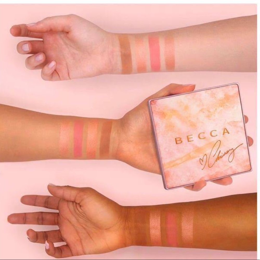 🌸 BECCA X Chrissy Teigen Glow Face Palette - Picture 5 of 8